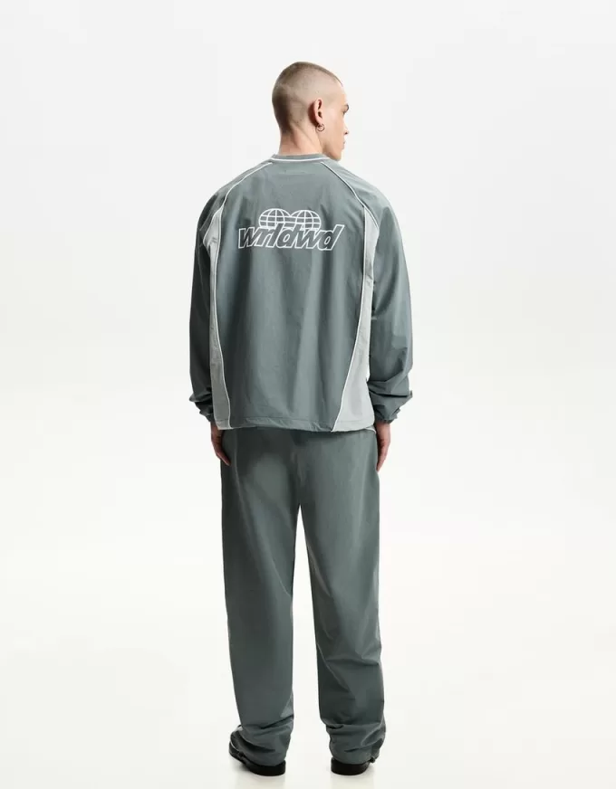 Pantaloni largi tehnici Pantaloni largi tehnici