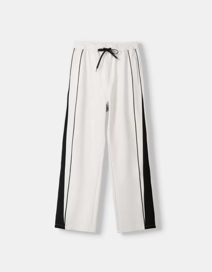 Pantaloni largi tehnici Pantaloni largi tehnici