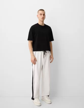 Pantaloni largi tehnici