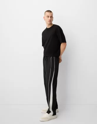 Pantaloni largi tehnici