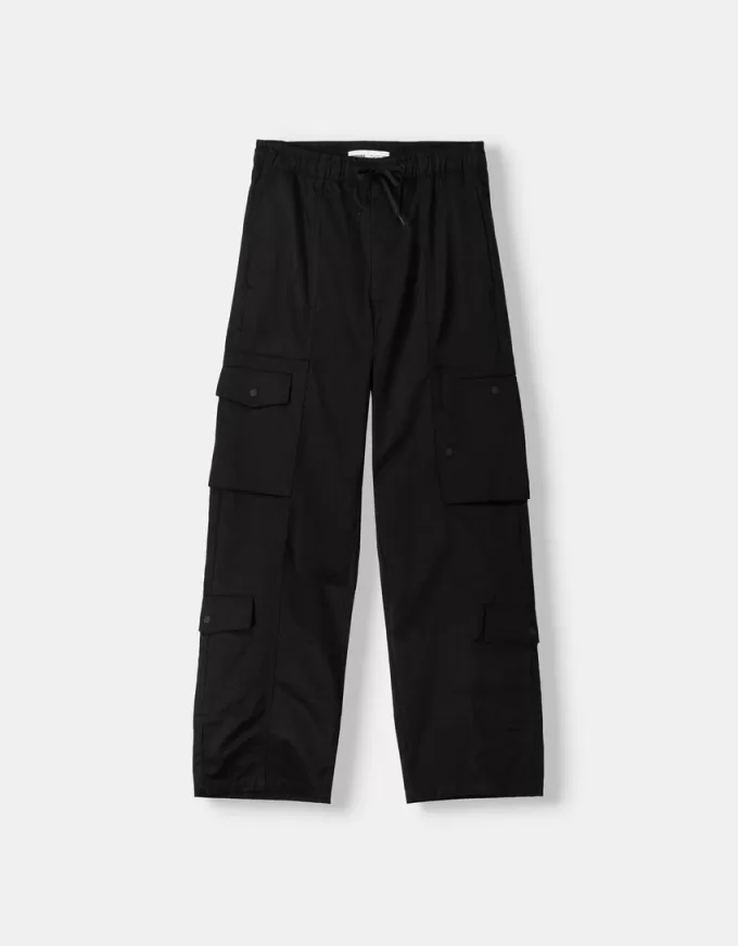 Pantaloni multicargo cu picioare largi Pantaloni multicargo cu picioare largi