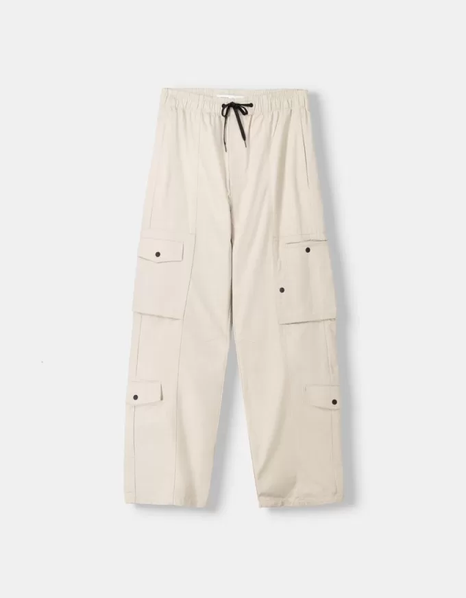 Pantaloni multicargo cu picioare largi Pantaloni multicargo cu picioare largi