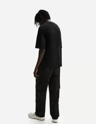 Pantaloni multicargo cu picioare largi