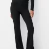 Pantaloni pantaloni evazați cu coaste Pantaloni pantaloni evazați cu coaste