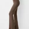 Pantaloni pantaloni evazați cu coaste Pantaloni pantaloni evazați cu coaste
