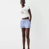 Pantaloni scurți cu detaliu elastic în talie Pantaloni scurți cu detaliu elastic în talie