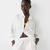 Pantaloni scurți cu detaliu elastic în talie Pantaloni scurți cu detaliu elastic în talie