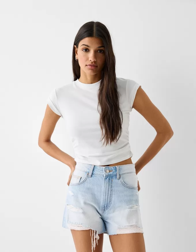 Pantaloni scurți din denim rupt Pantaloni scurți din denim rupt