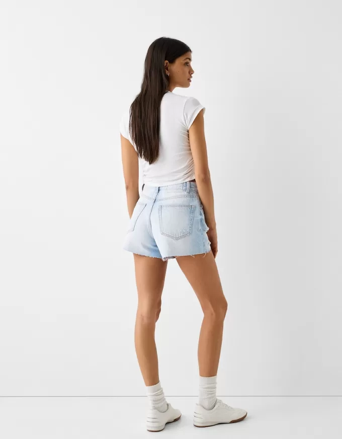 Pantaloni scurți din denim rupt Pantaloni scurți din denim rupt