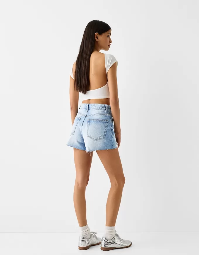 Pantaloni scurți din denim rupt Pantaloni scurți din denim rupt