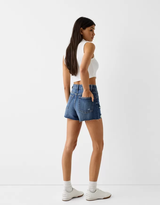 Pantaloni scurți din denim rupt Pantaloni scurți din denim rupt