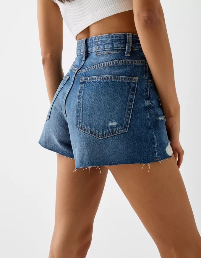 Pantaloni scurți din denim rupt Pantaloni scurți din denim rupt