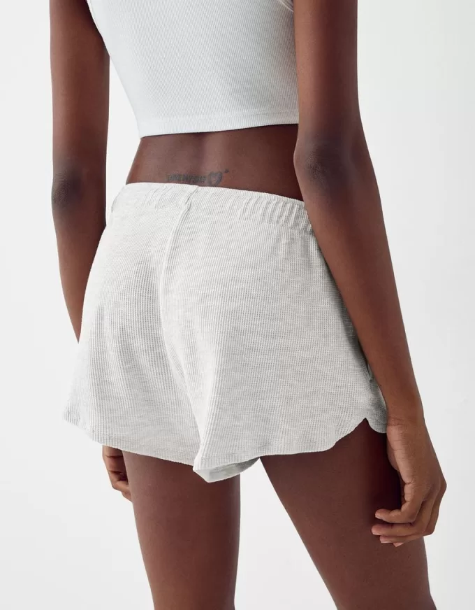 Pantaloni scurți din tricot waffle
