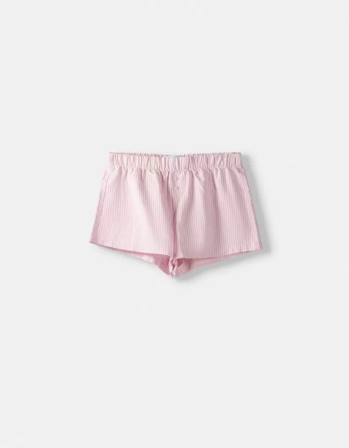 Pantaloni scurți în dungi Pantaloni scurți în dungi
