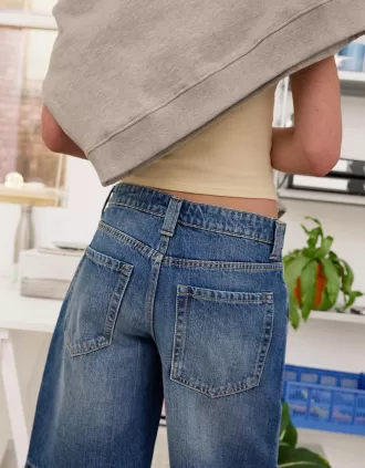 Pantaloni scurți largi din denim