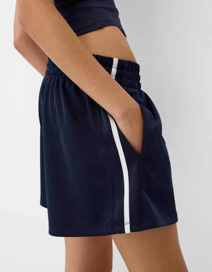 Pantaloni scurți retro cu dungi laterale