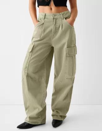 Pantaloni skater cargo din twill