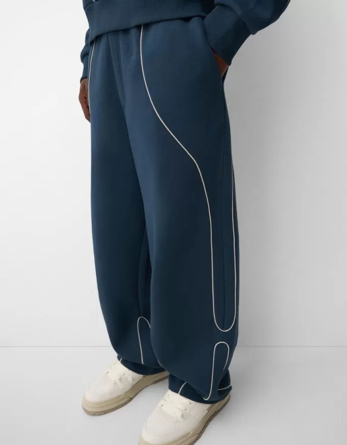 Pantaloni skater cu ornamente Pantaloni skater cu ornamente