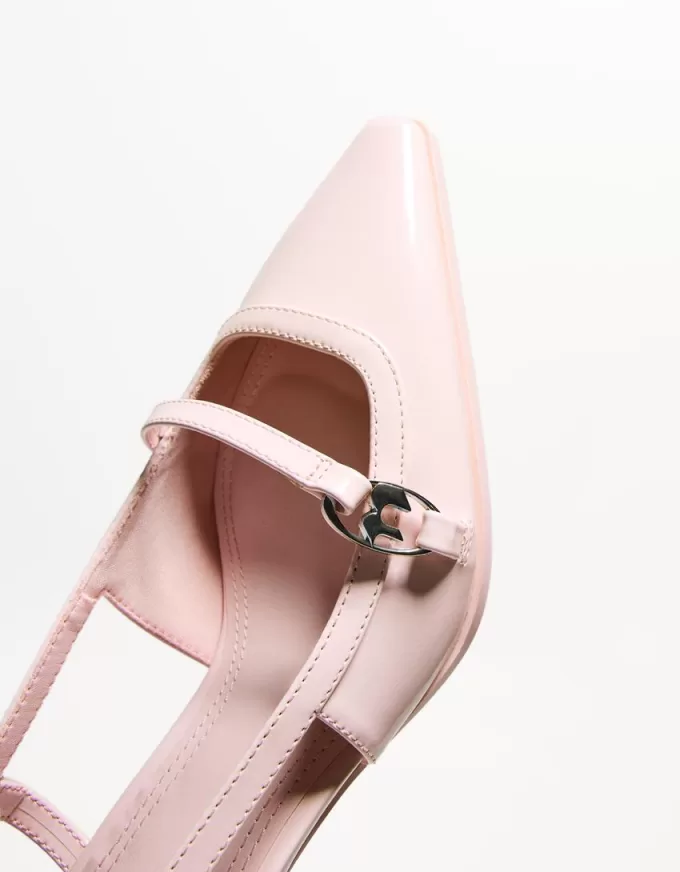 Pantofi kitten toc cu cataramă