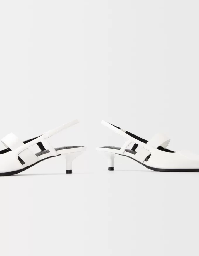 Pantofi kitten-toc cu detaliu elastic Pantofi kitten-toc cu detaliu elastic