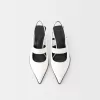 Pantofi kitten-toc cu detaliu elastic Pantofi kitten-toc cu detaliu elastic