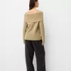 Pulover cu decolteu Bardot din tricot cablu