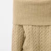 Pulover cu decolteu Bardot din tricot cablu