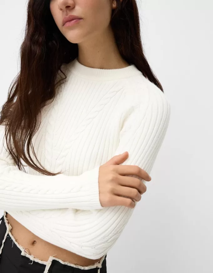 Pulover din tricot cablu cu coaste