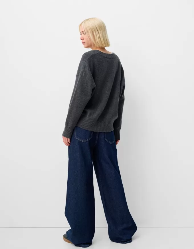Pulover oversize cu decolteu în V Pulover oversize cu decolteu în V