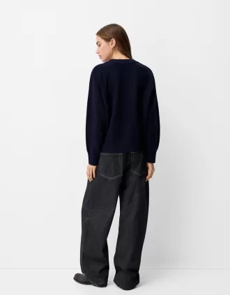 Pulover oversize cu decolteu în V