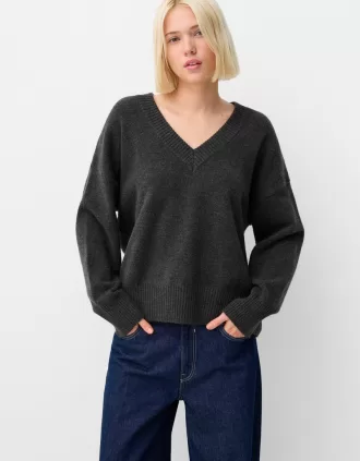 Pulover oversize cu decolteu în V