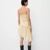 Rochie asimetrică cu detaliu elastic învârtit Rochie asimetrică cu detaliu elastic învârtit