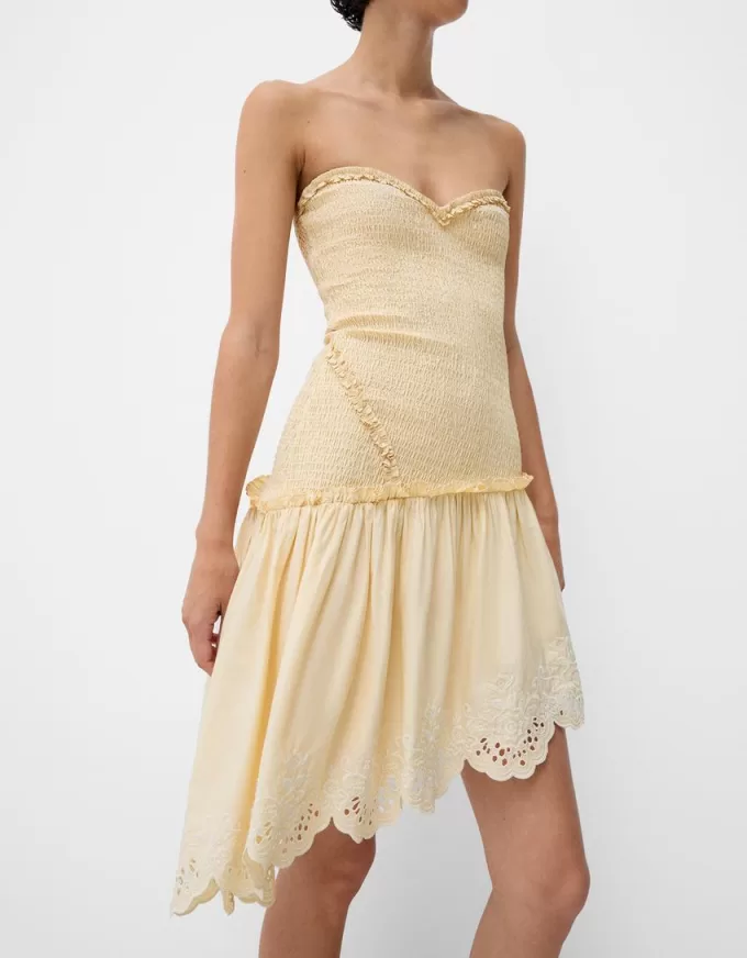 Rochie asimetrică cu detaliu elastic învârtit Rochie asimetrică cu detaliu elastic învârtit