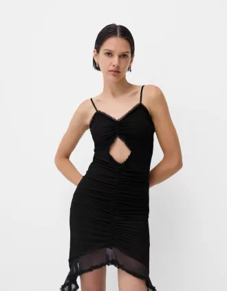 Rochie cu bretele din tul cu volane