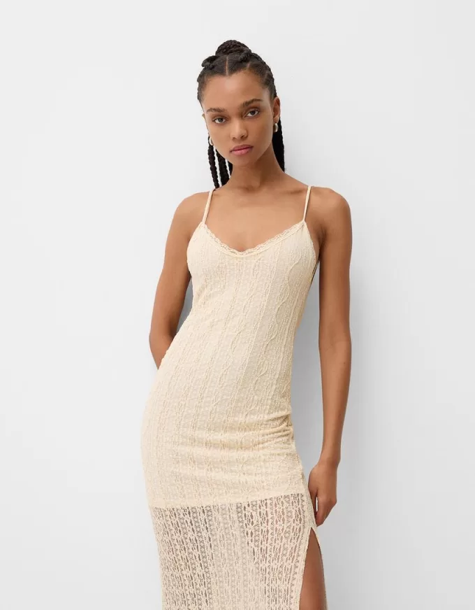 Rochie maxi cu dantela blonda Rochie maxi cu dantela blonda
