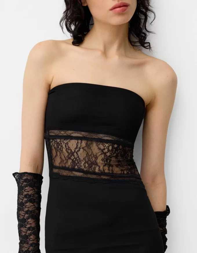 Rochie maxi cu decolteu bandeau din dantela Rochie maxi cu decolteu bandeau din dantela