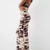 Rochie maxi cu decolteu incrucisat Rochie maxi cu decolteu incrucisat