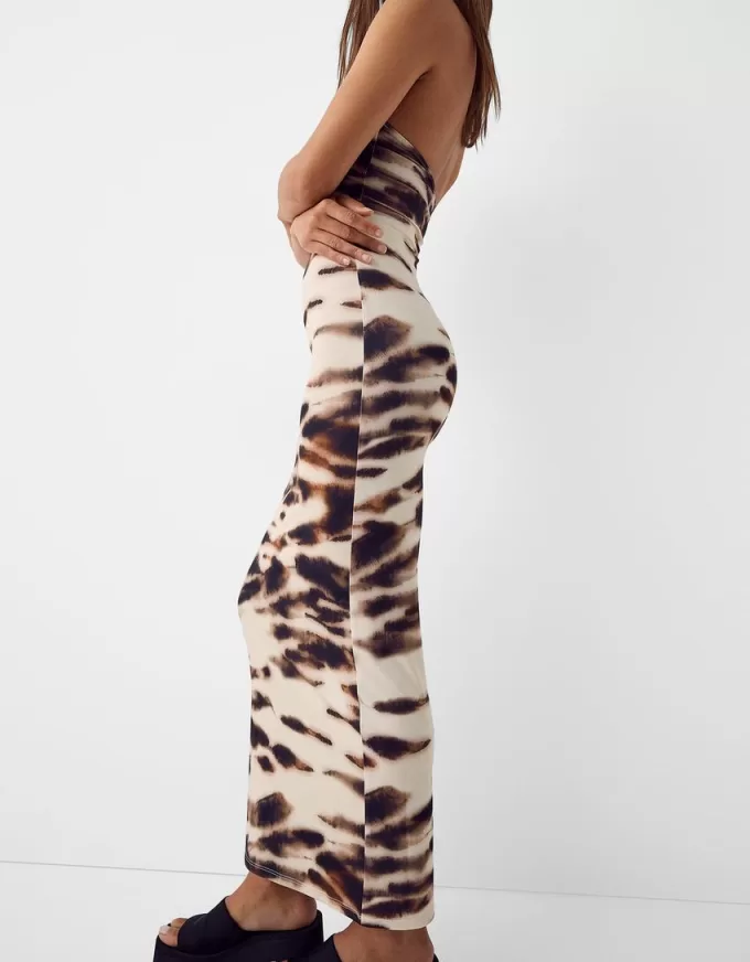 Rochie maxi cu decolteu incrucisat Rochie maxi cu decolteu incrucisat