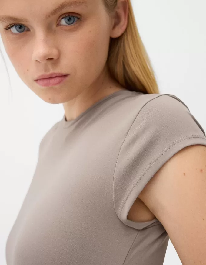 Rochie maxi strânsă, cu fantă laterală Rochie maxi strânsă, cu fantă laterală
