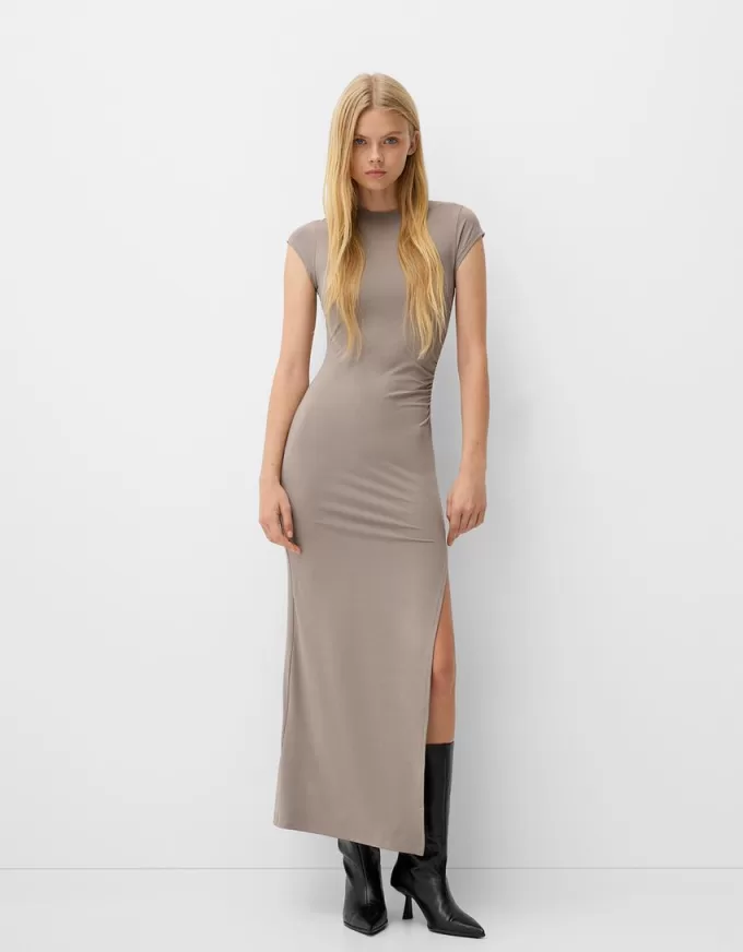 Rochie maxi strânsă, cu fantă laterală Rochie maxi strânsă, cu fantă laterală