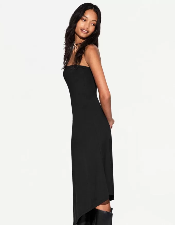 Rochie midi asimetrică fără umeri Rochie midi asimetrică fără umeri