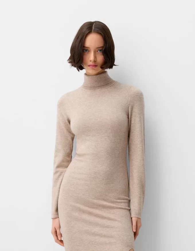 Rochie midi cu gât înalt Rochie midi cu gât înalt