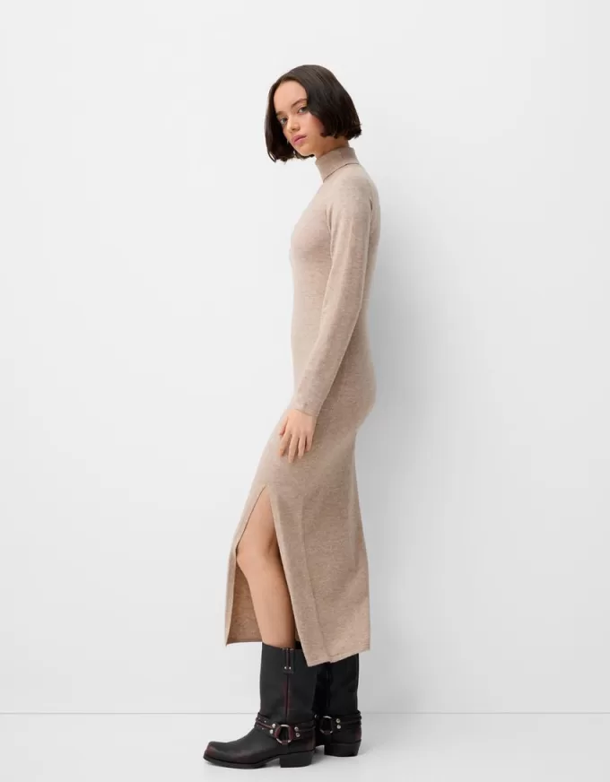 Rochie midi cu gât înalt Rochie midi cu gât înalt