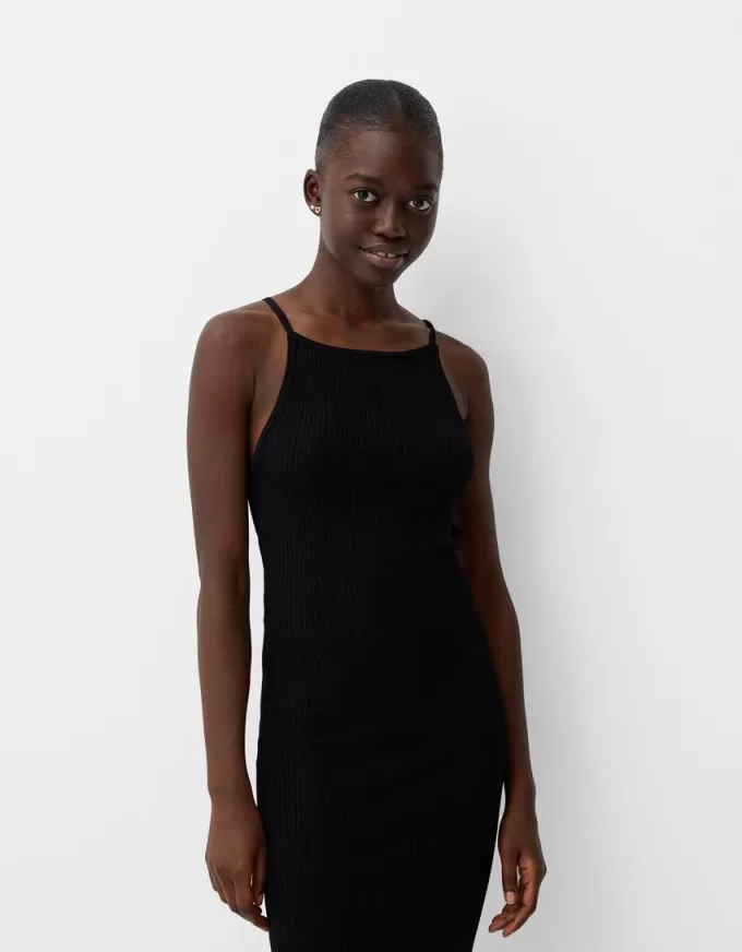 Rochie midi cu spatele deschis Rochie midi cu spatele deschis
