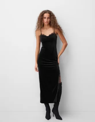 Rochie midi din catifea cu dantelă