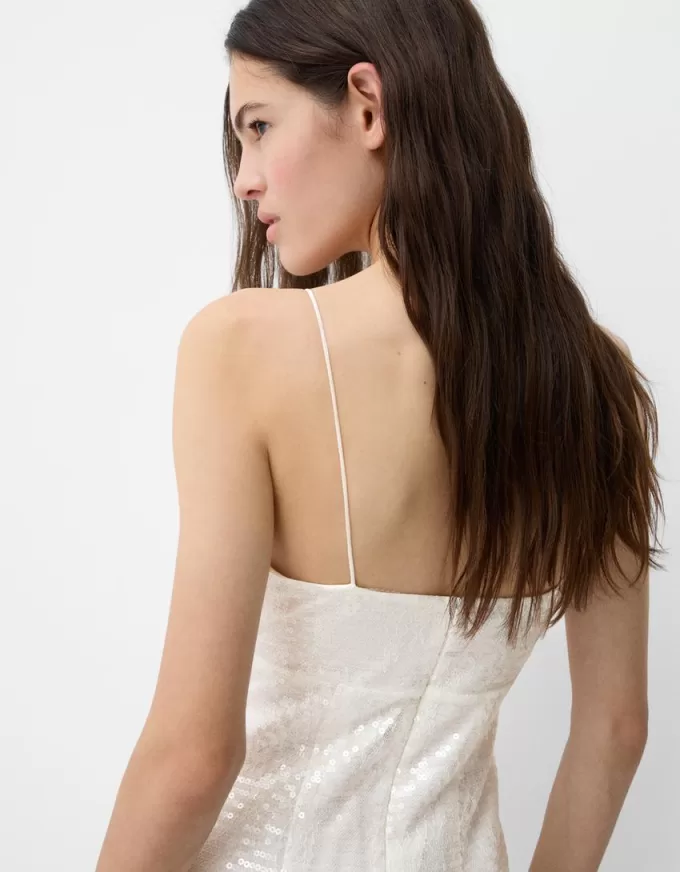 Rochie midi din dantela cu paiete Rochie midi din dantela cu paiete