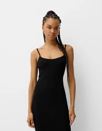Rochie midi tricotată cu mărgele