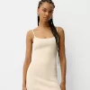 Rochie midi tricotată cu mărgele Rochie midi tricotată cu mărgele