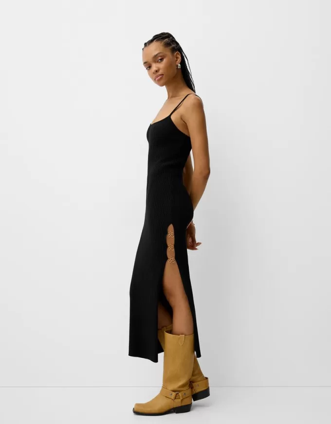 Rochie midi tricotată cu mărgele Rochie midi tricotată cu mărgele