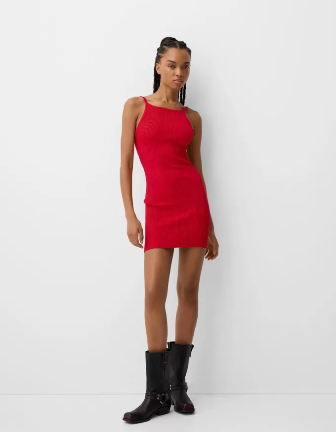 Rochie mini cu bretele la spate Rochie mini cu bretele la spate